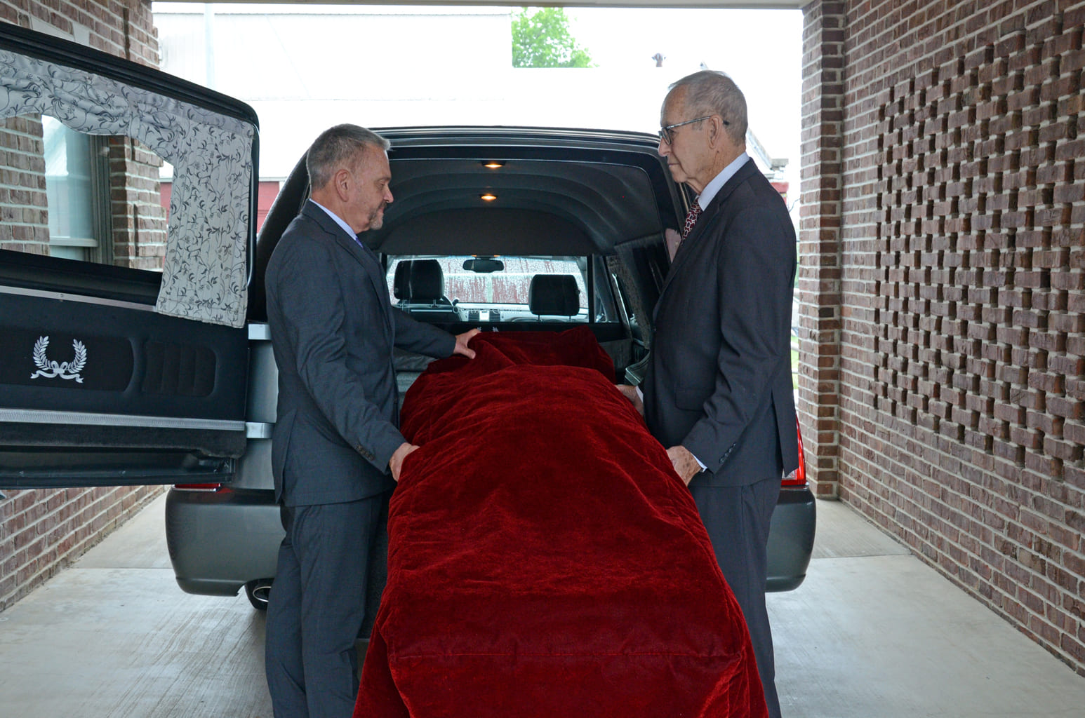 Higgins_Funeral_Home_18